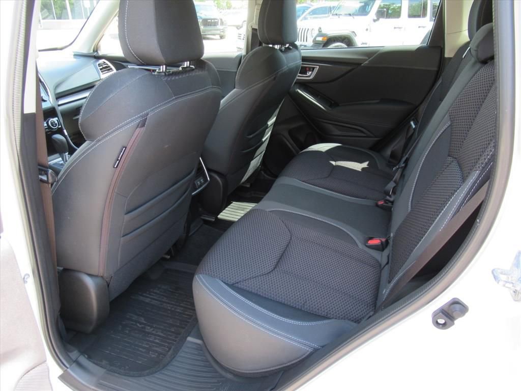 Used 2022 Subaru Forester Premium AWD/4WD image 35