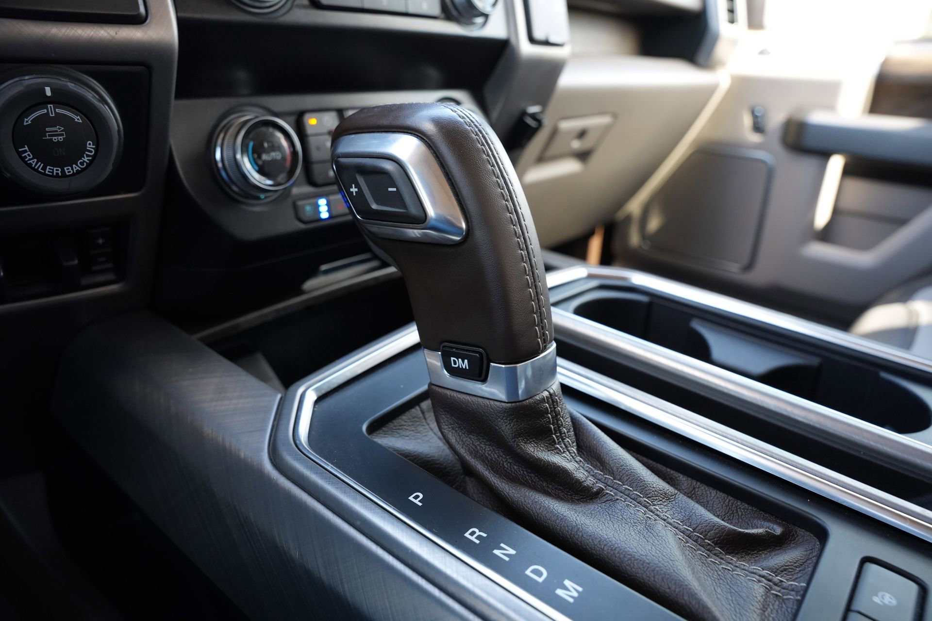 Used 2020 Ford F150 Limited w/ Trailer Tow Package image 14