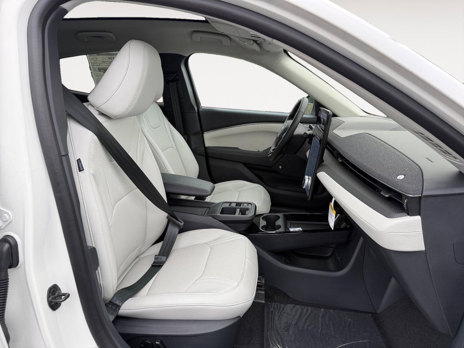 New 2025 Ford Mustang Mach-E Premium AWD/4WD image 19