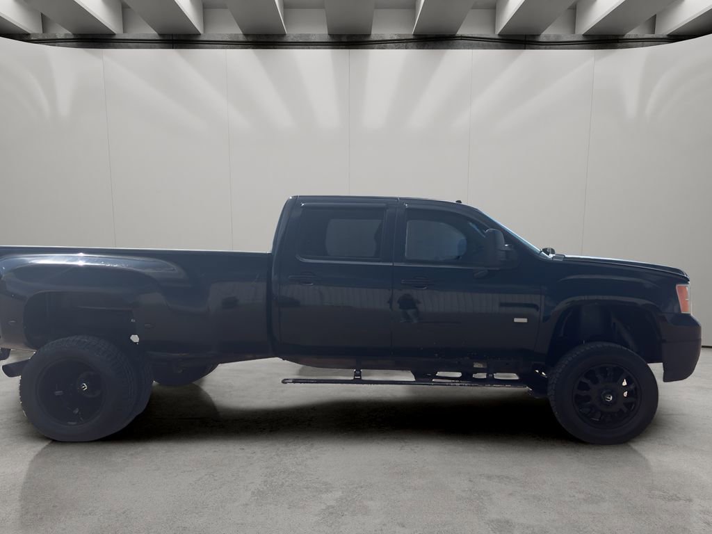 Used 2008 GMC Sierra 3500 SLT w/ Convenience Package AWD/4WD image 8