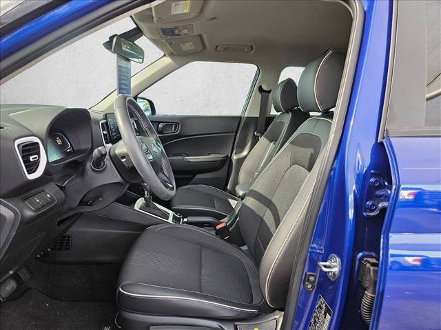 Certified 2024 Hyundai Venue Limited FWD image 15
