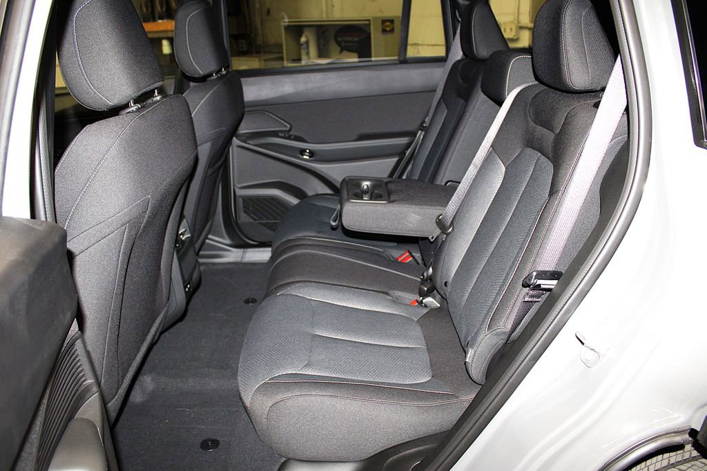 New 2026 Jeep Cherokee Laredo AWD/4WD image 27