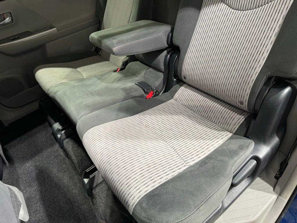 Used 2015 Toyota Prius V Three image 19