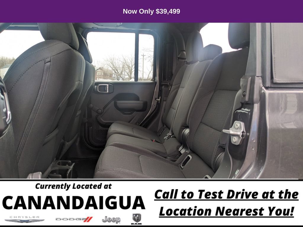 Used 2023 Jeep Gladiator Sport image 14