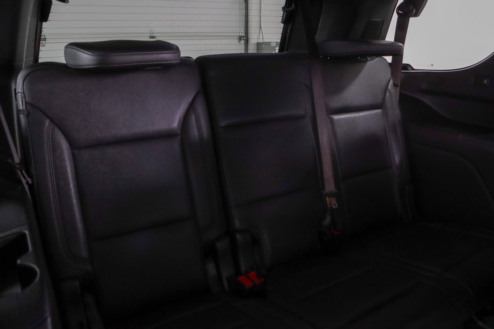 Used 2023 Chevrolet Tahoe LT RWD image 32