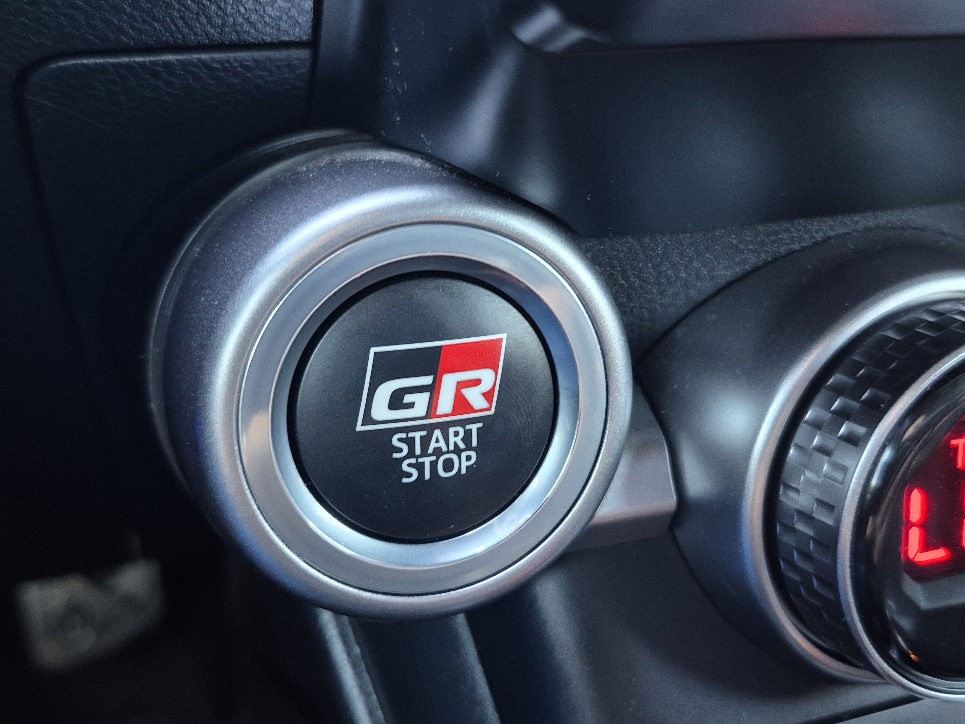 Used 2023 Toyota GR86 RWD image 27