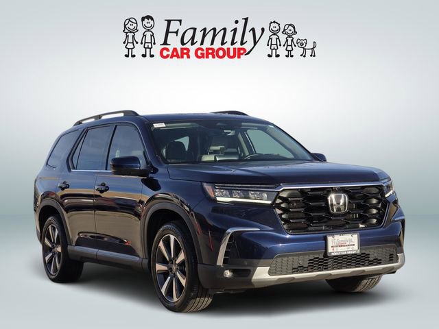Used 2025 Honda Pilot Elite image 2
