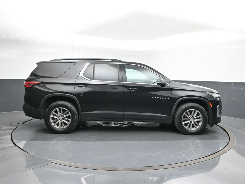 Used 2023 Chevrolet Traverse LT image 6