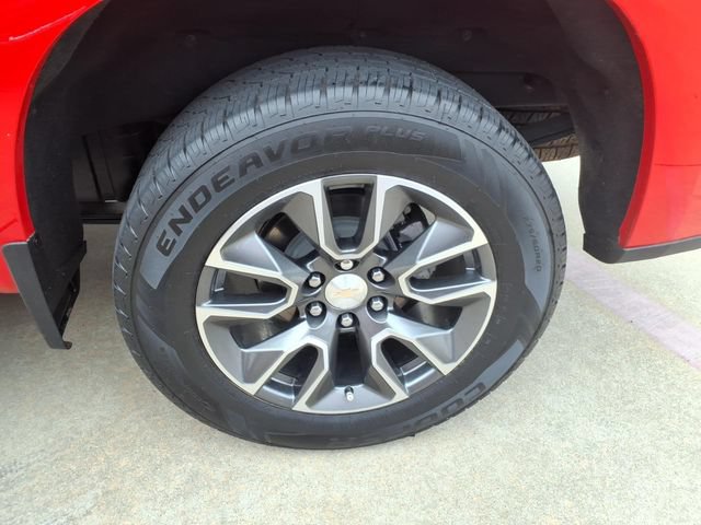 Used 2024 Chevrolet Silverado 1500 LT w/ Safety Package AWD/4WD image 19