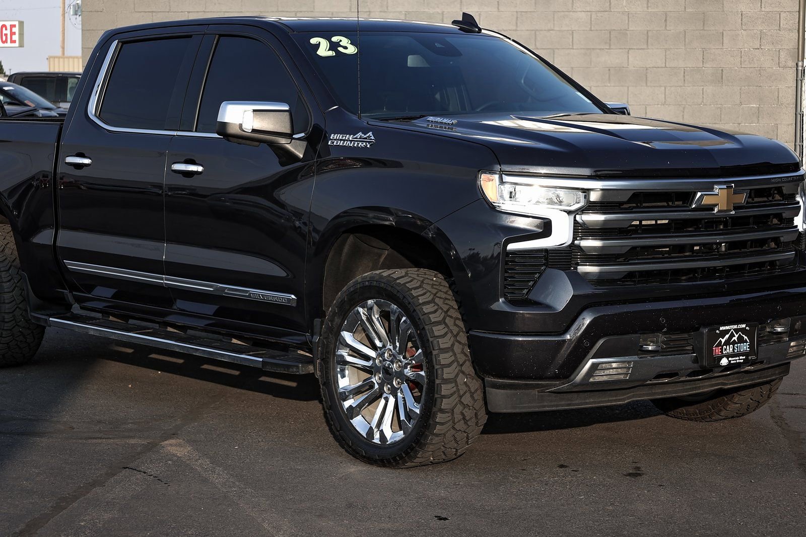 Used 2023 Chevrolet Silverado 1500 High Country image 2