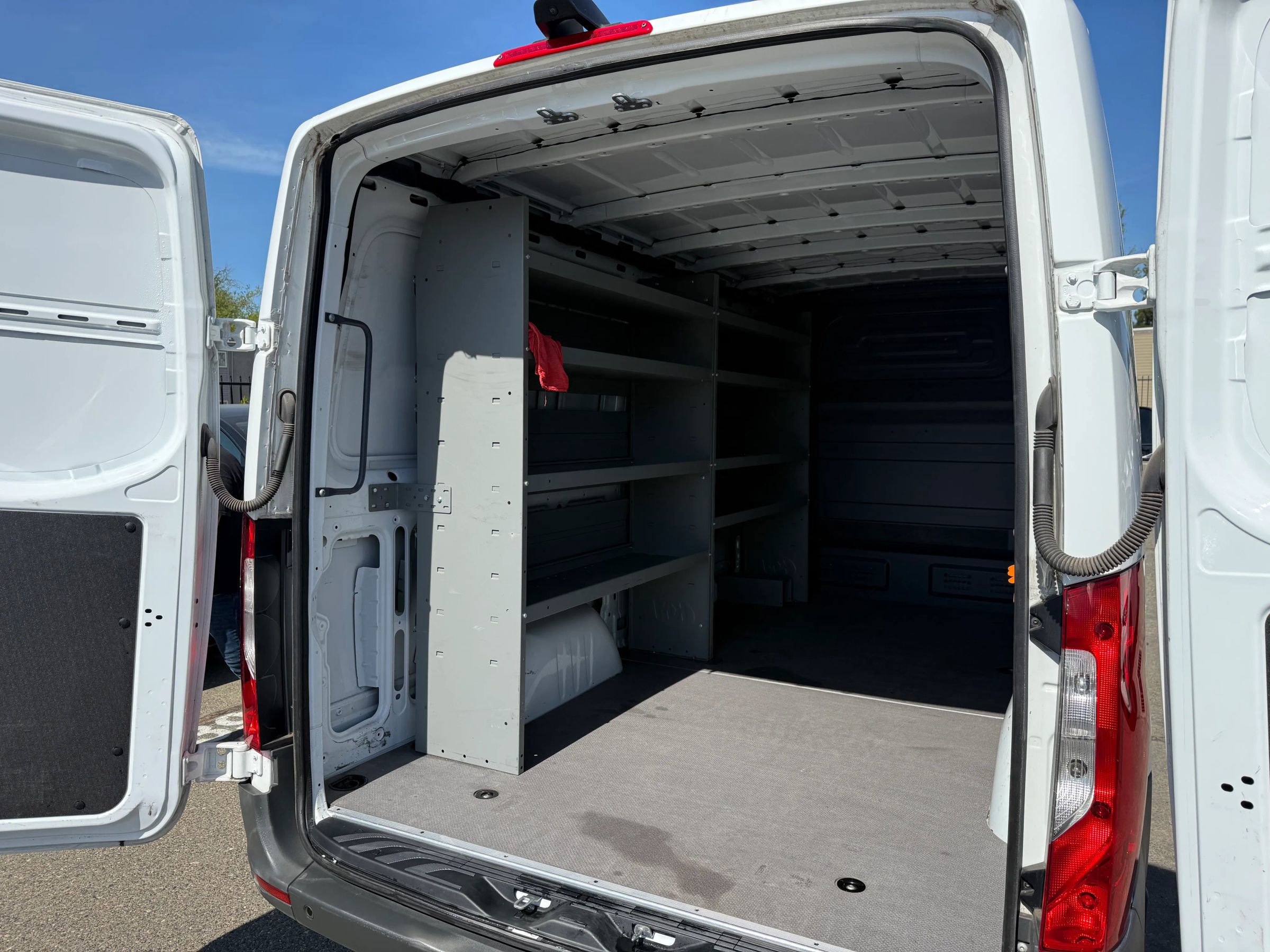 Used 2022 Mercedes-Benz Sprinter 1500 image 15