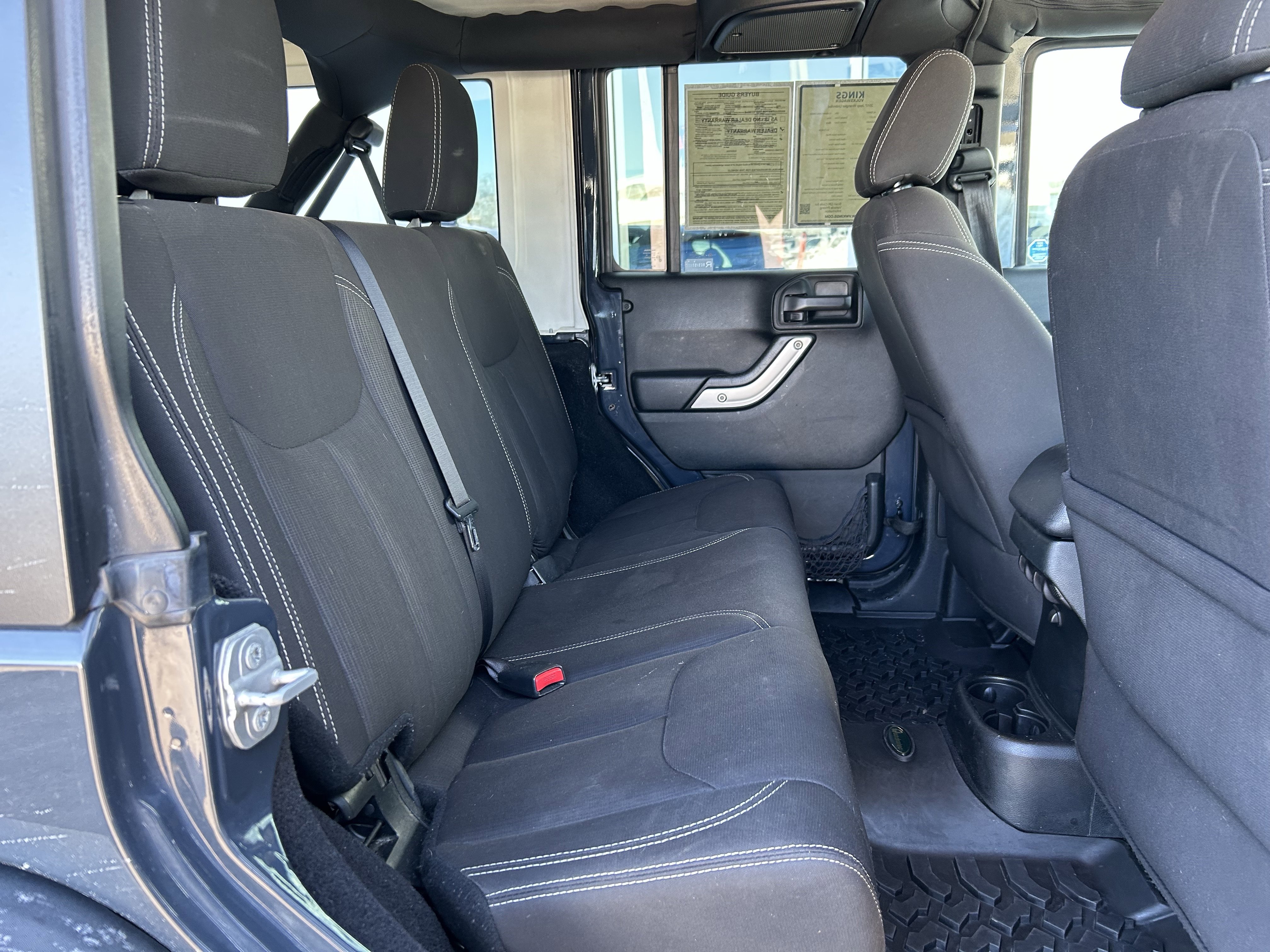 Used 2017 Jeep Wrangler Unlimited Rubicon image 21