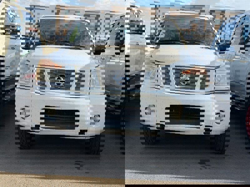 Used 2012 Nissan Titan SV w/ Sport Appearance Pkg RWD image 3