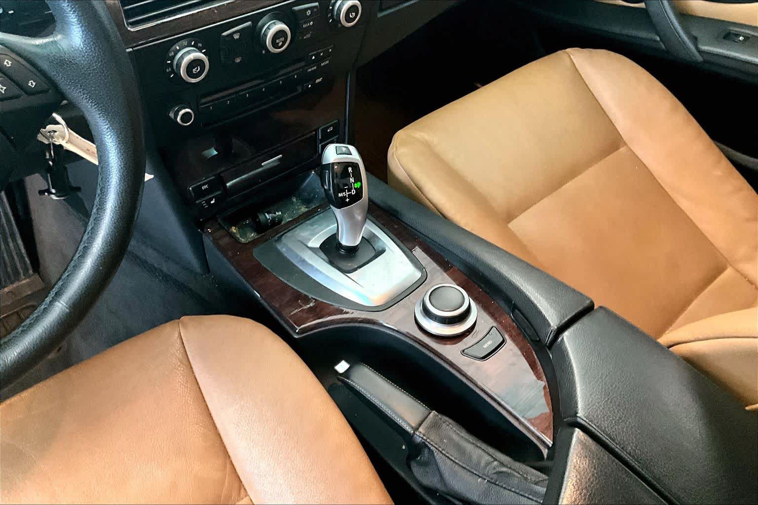 Used 2008 BMW 528xi Sedan AWD/4WD image 14