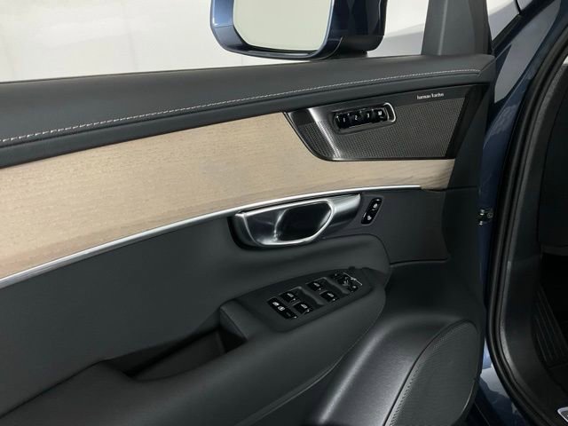 New 2026 Volvo XC90 B5 Plus image 28
