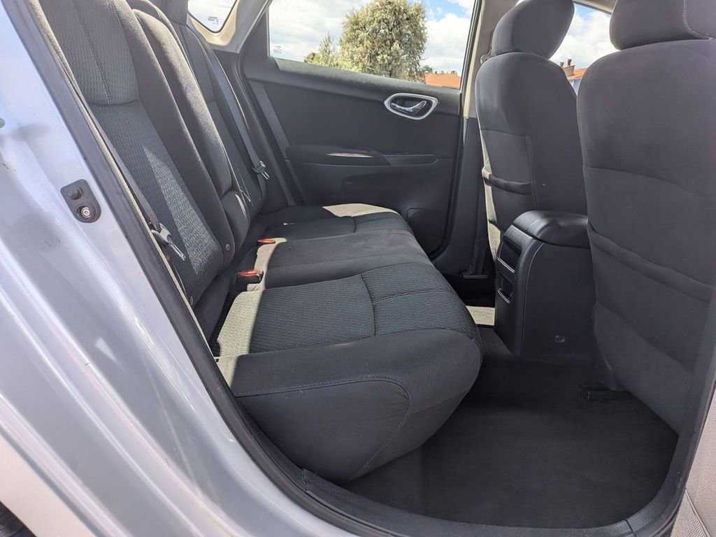 Used 2013 Nissan Sentra SR FWD image 31