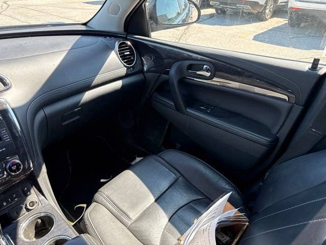 Used 2017 Buick Enclave Leather FWD image 21