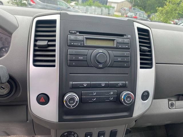 Used 2012 Nissan Frontier SV AWD/4WD image 13