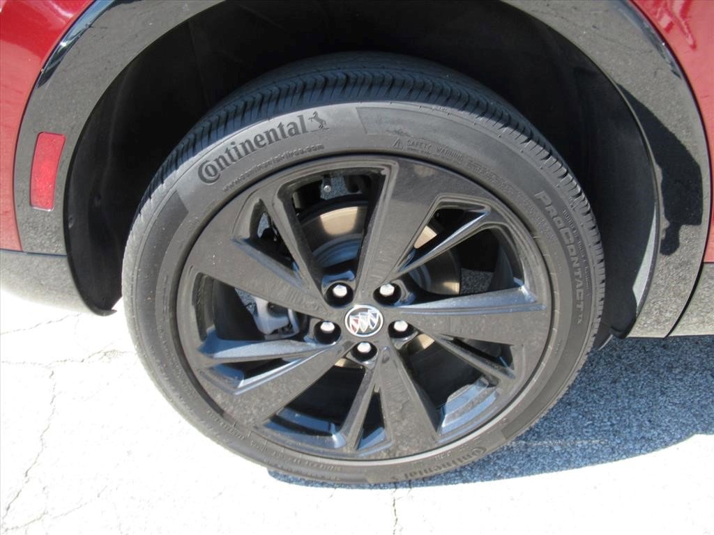 Certified 2023 Buick Envision Preferred FWD image 10