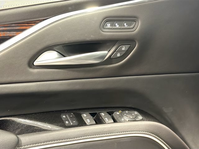 Certified 2023 Cadillac Escalade Premium Luxury w/ LPO, Floor Liner Package AWD/4WD image 17