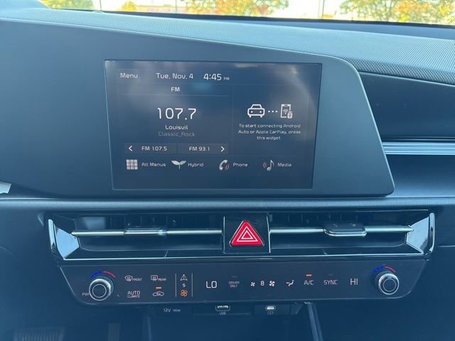 Certified 2024 Kia Niro LX image 12