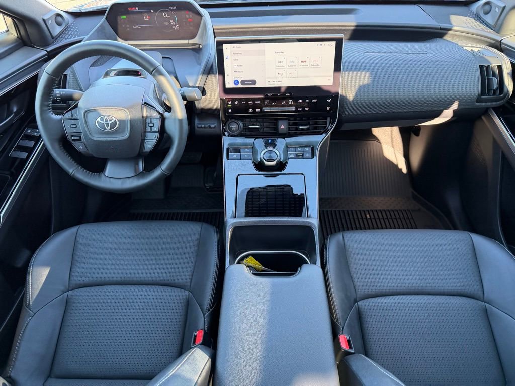 Used 2025 Toyota bZ4X AWD image 22