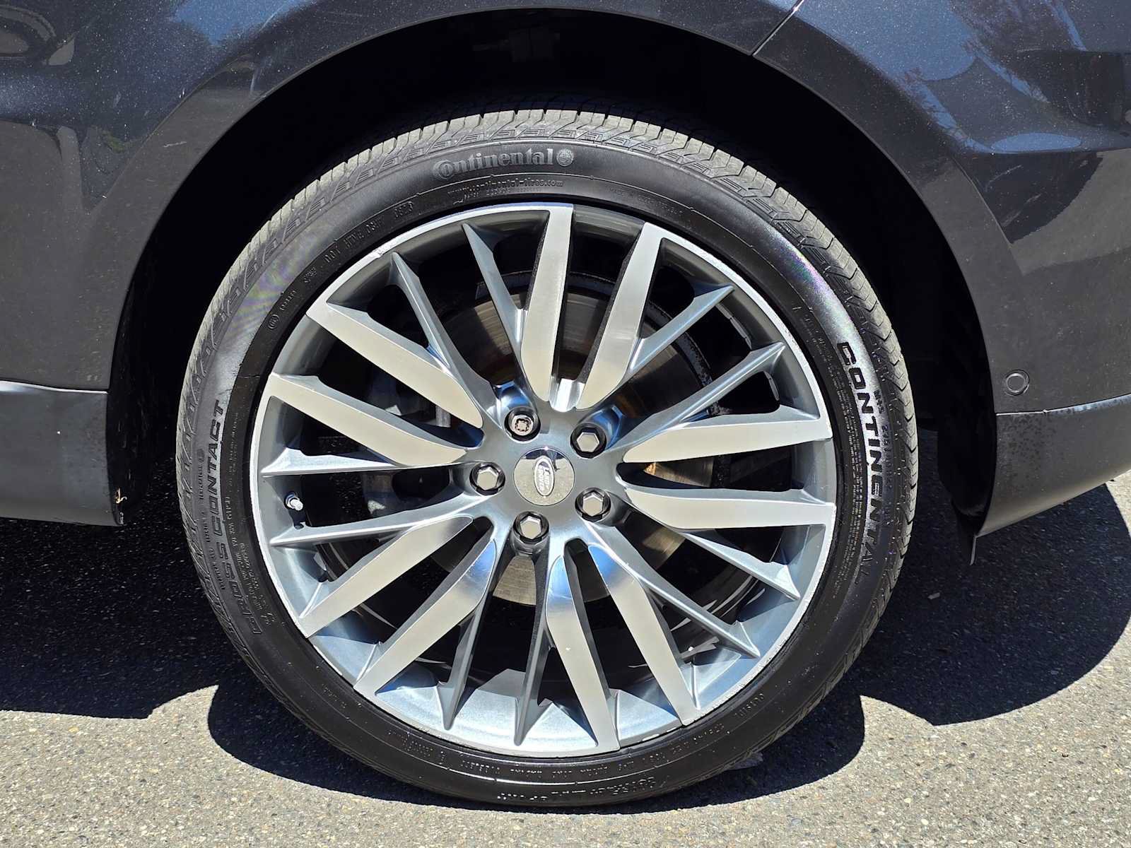 Used 2016 Land Rover Range Rover Sport HSE AWD/4WD image 9