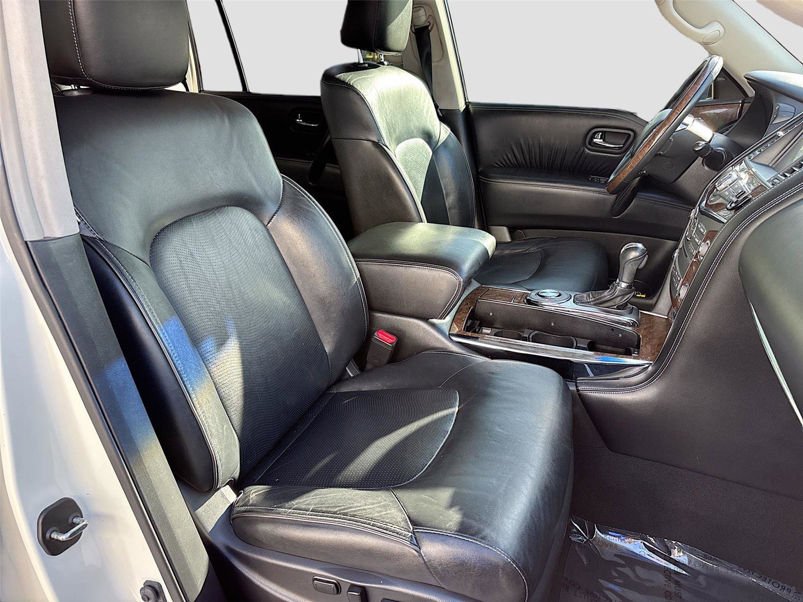 Used 2016 INFINITI QX80 Luxe w/ 22" Wheel Package image 31