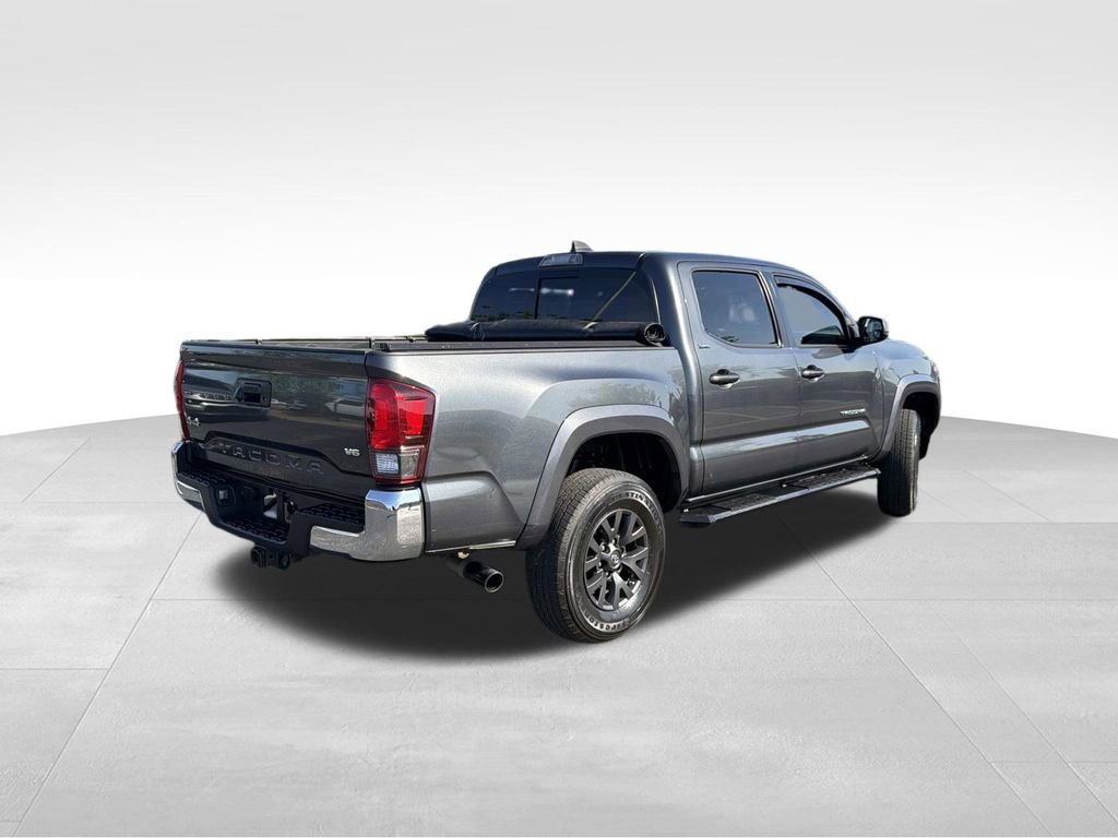 Used 2020 Toyota Tacoma SR5 AWD/4WD image 2