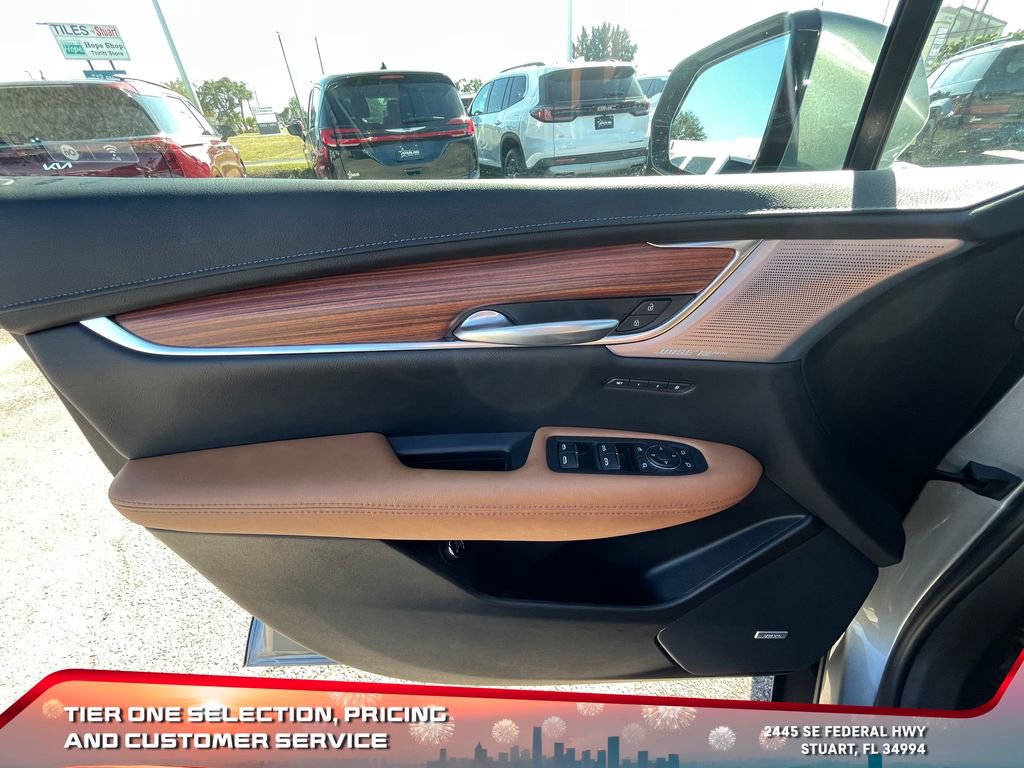 Used 2024 Cadillac XT5 Premium Luxury w/ Technology Package image 23