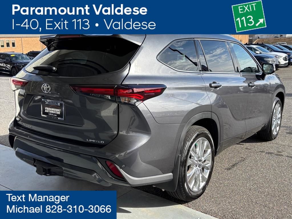 Used 2025 Toyota Highlander Limited image 26