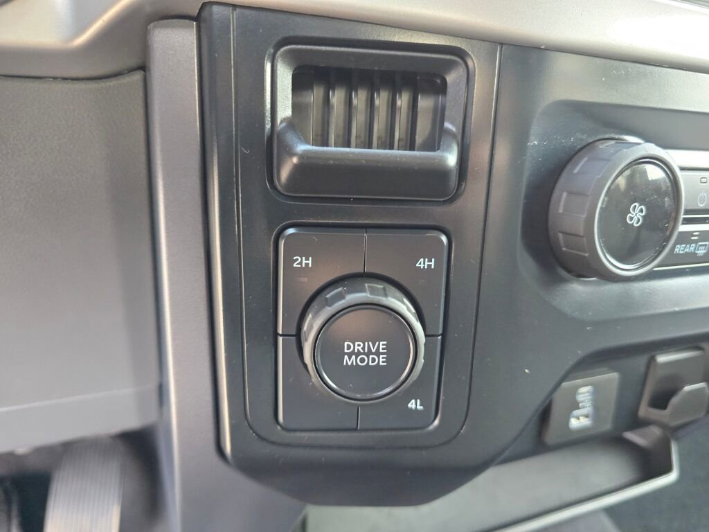 Used 2023 Ford F150 XLT image 26