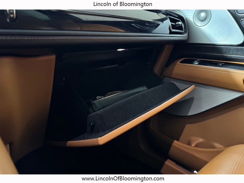 Certified 2023 Lincoln Aviator Black Label w/ Jet Package image 46