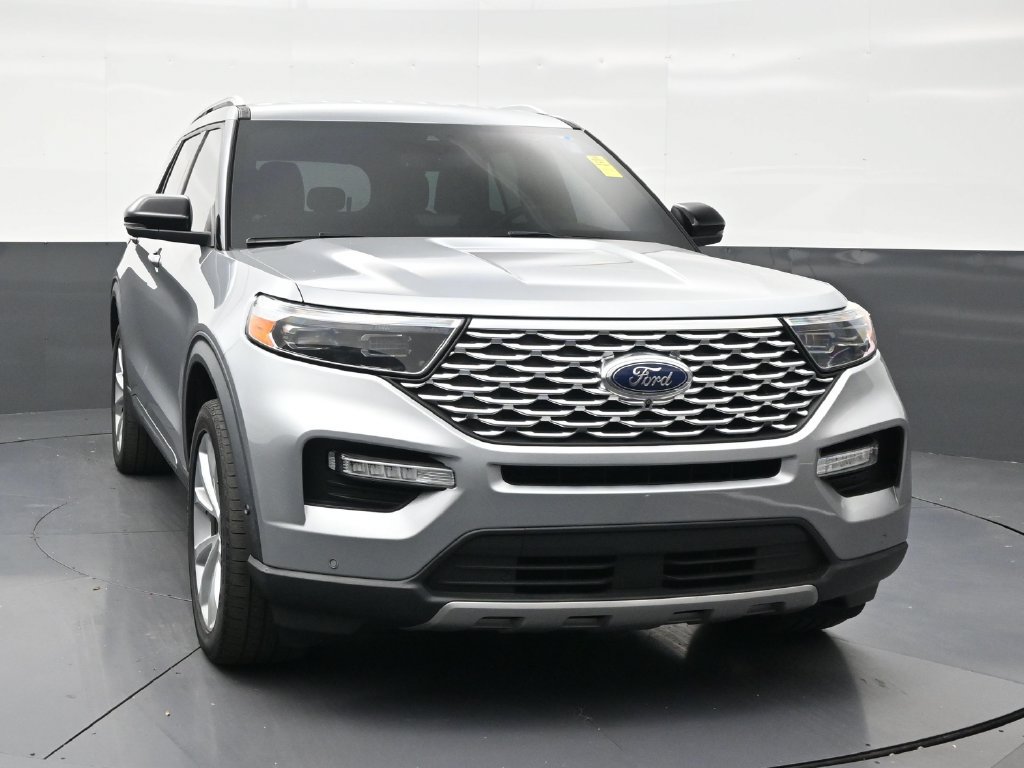 Used 2022 Ford Explorer Platinum w/ Equipment Group 601A AWD/4WD image 7