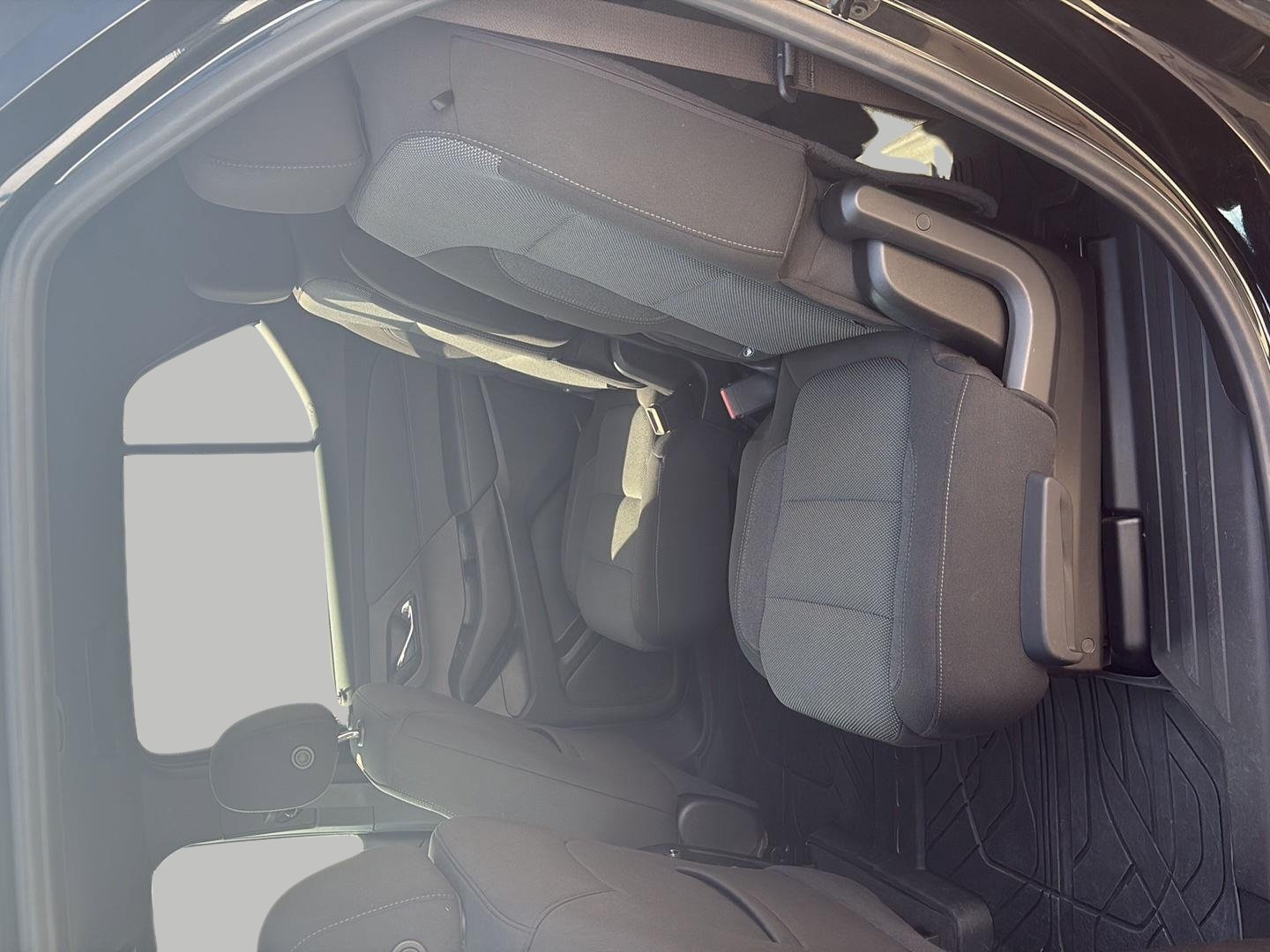 Used 2023 Chevrolet Traverse LT w/ LPO, Floor Liner Package AWD/4WD image 15