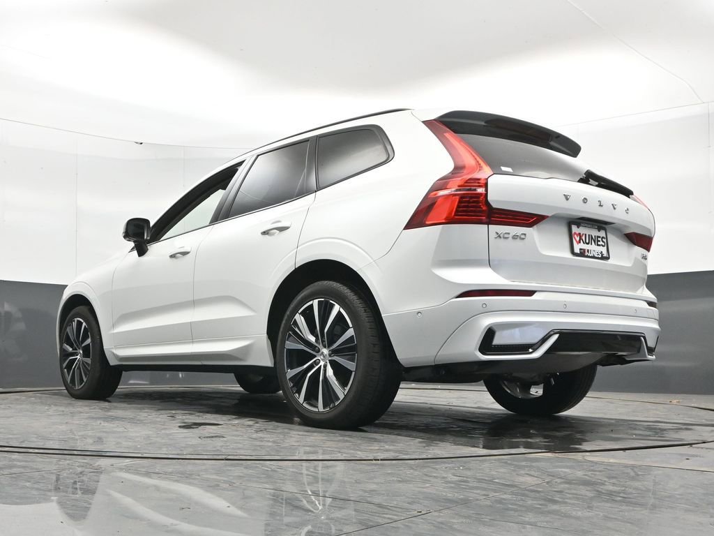 Used 2024 Volvo XC60 B5 Plus w/ Protection Package Premier image 46
