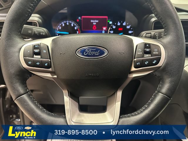 Used 2024 Ford Explorer XLT w/ Equipment Group 202A AWD/4WD image 9
