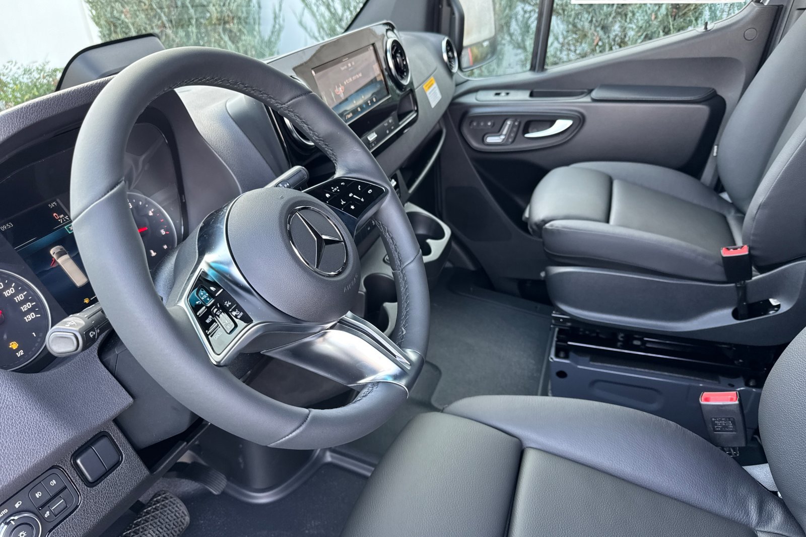 New 2026 Mercedes-Benz Sprinter 3500 image 10