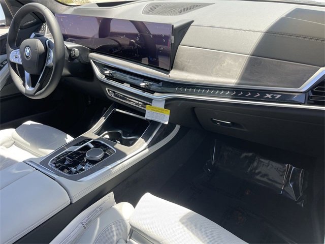 New 2026 BMW X7 xDrive40i image 12