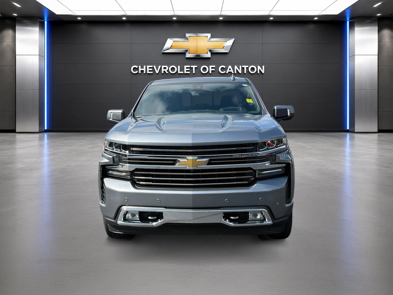 Used 2019 Chevrolet Silverado 1500 High Country w/ Technology Package AWD/4WD image 2
