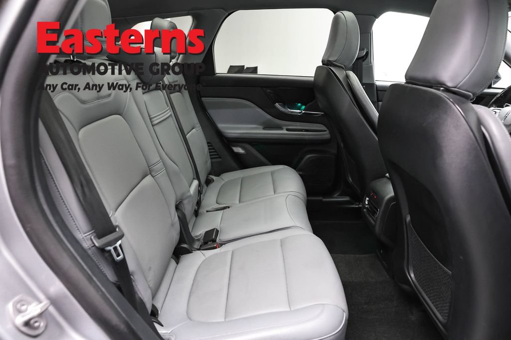 Used 2022 Lincoln Corsair AWD w/ Premium Package image 25