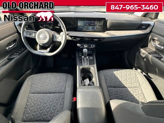 Used 2025 Nissan Kicks SV w/ SV Premium Package AWD/4WD image 15
