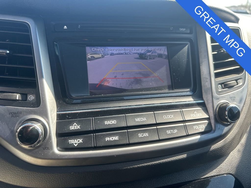 Used 2018 Hyundai Tucson SE image 16