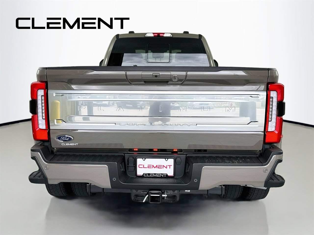 Used 2026 Ford F450 Platinum w/ Platinum Plus Package AWD/4WD image 8