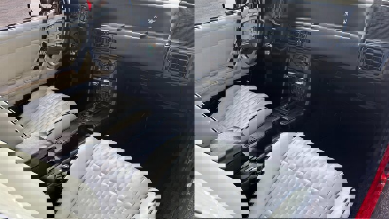 Used 1992 Ford Mustang LX image 6