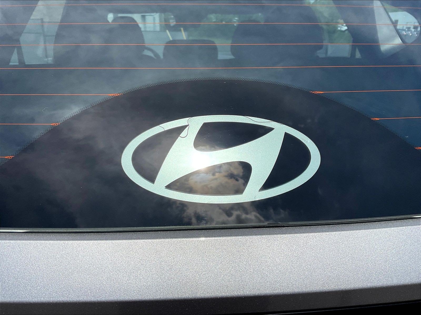 Certified 2025 Hyundai Tucson SE FWD image 24