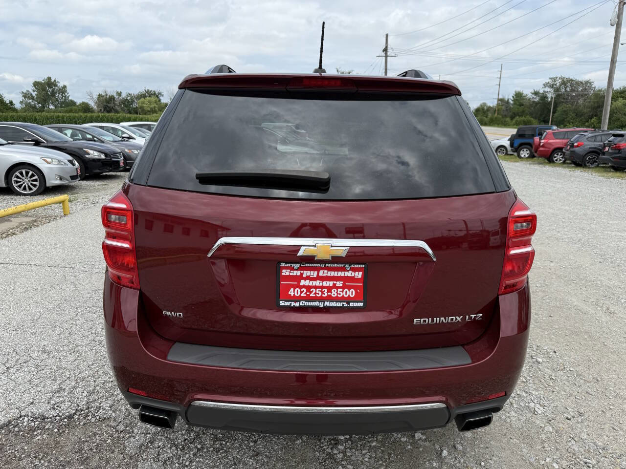 Used 2016 Chevrolet Equinox LTZ w/ Enhanced Convenience Package image 4