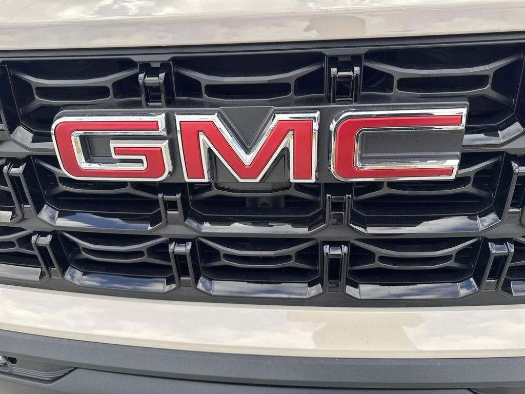 New 2026 GMC Canyon Elevation w/ Convenience Package image 39