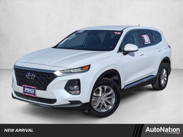 Used 2019 Hyundai Santa Fe SE image 1