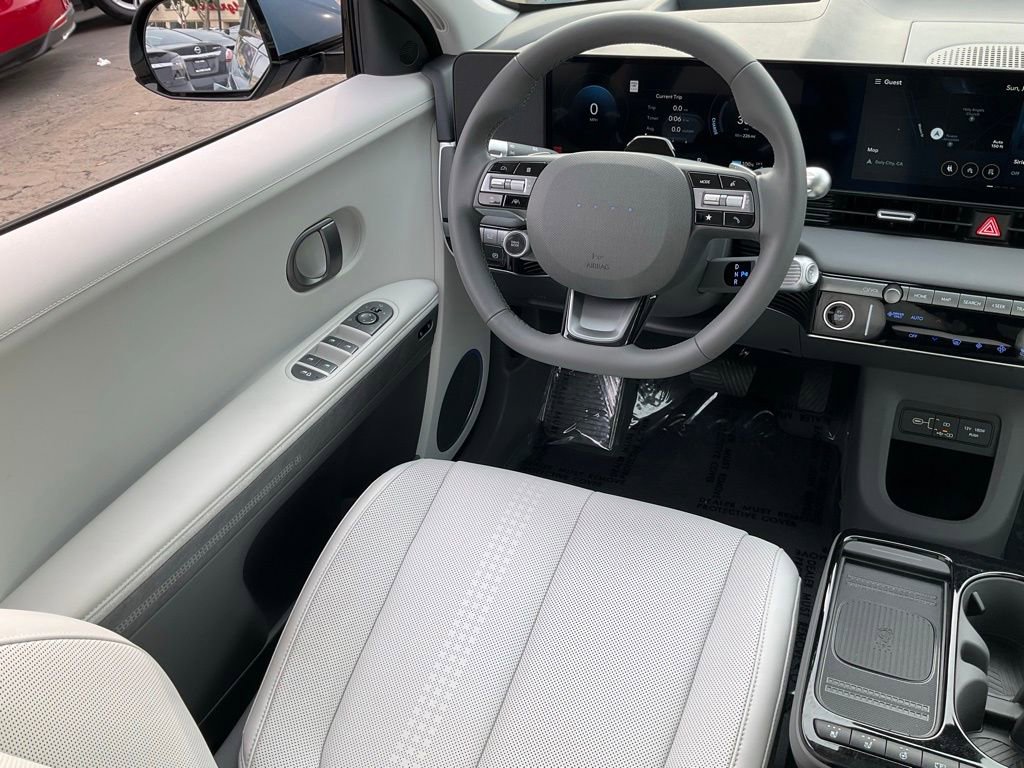 Used 2025 Hyundai Ioniq 5 Limited image 39